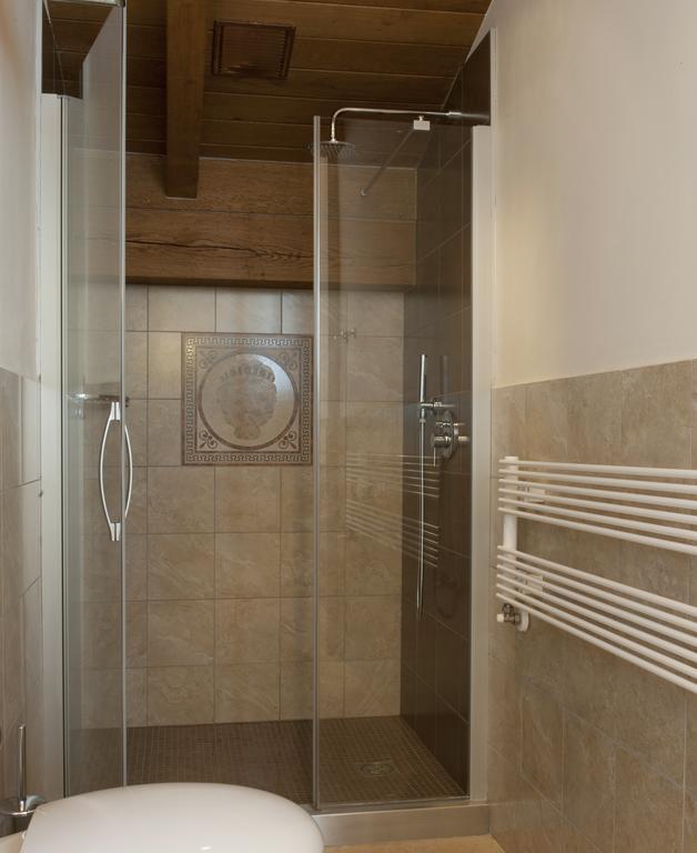 Suite with Terrace - Attic,404157051:JPEG